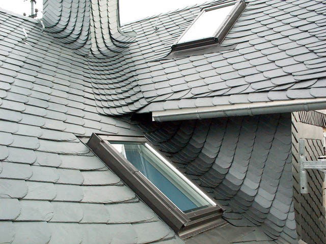 Schieferkehle mit Naturschiefer